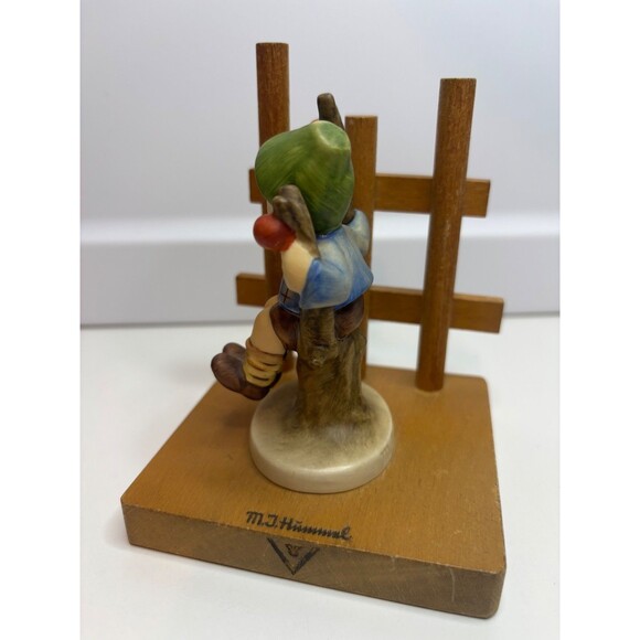 M J Hummel Boy in Apple Tree Bookend Western Germany Figurine on Wood 5" Tall - Picture 5 of 8